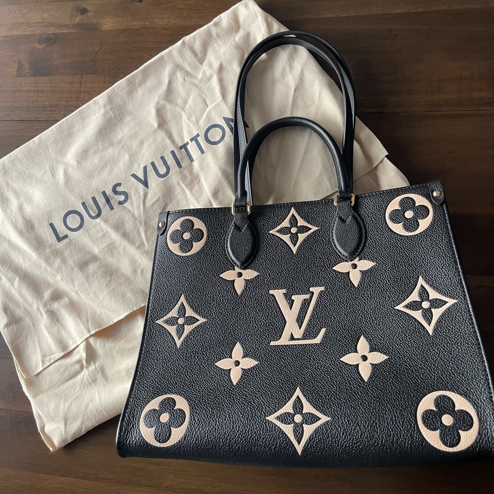 Louis Vuitton OnTheGo MM purse M45495